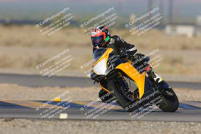 media/Sep-09-2023-SoCal Trackdays (Sat) [[6f49351c42]]/Turn 15 (745am)/